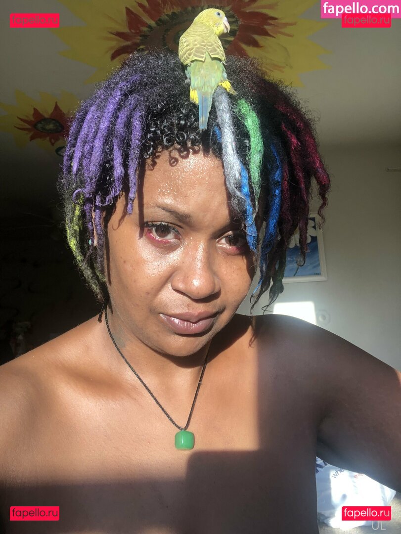 rhythmandcoils / universallovvvve Onlyfans Photo Gallery 