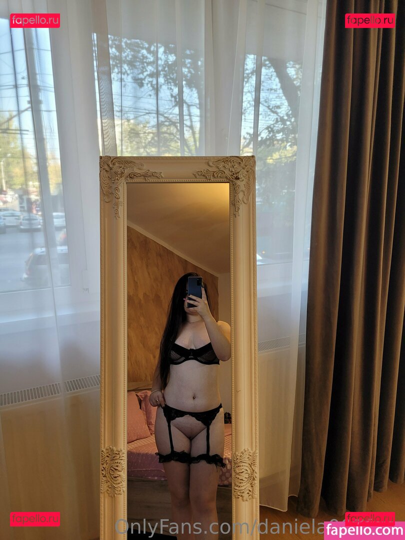 daniela007free / danielat07 Onlyfans Photo Gallery 