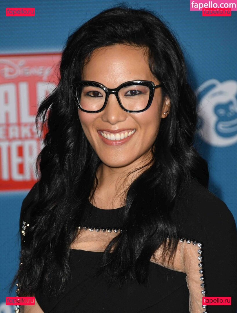 Ali Wong Onlyfans Photo Gallery 