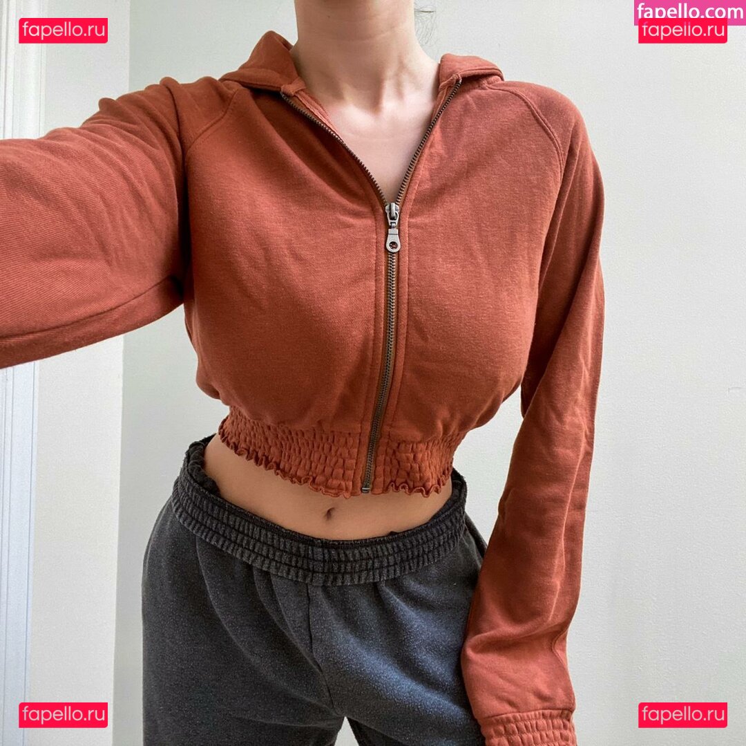 Sara Farrelll / sarafarrelll / thereal_mayafarrell Onlyfans Photo Gallery 