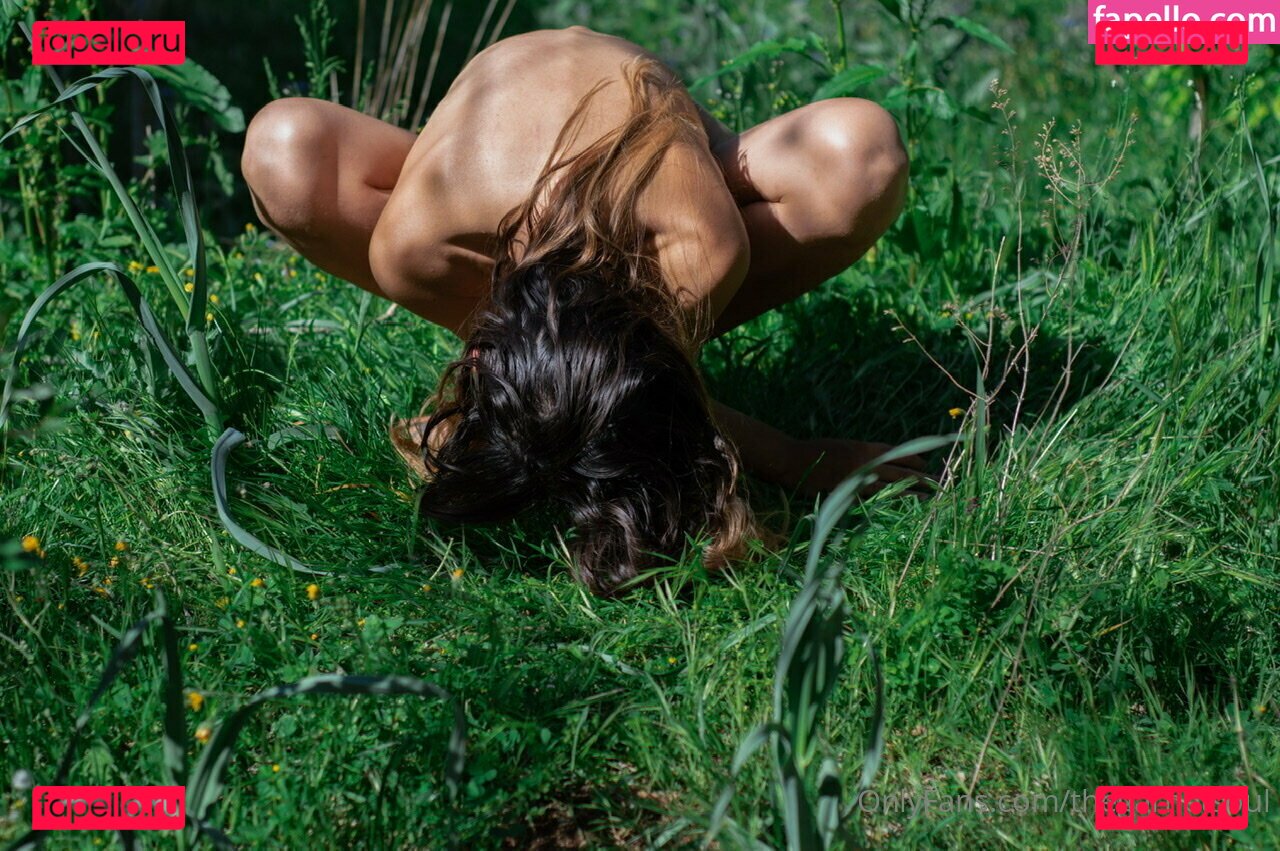 robincy / robincyn / thegarnetsoul Onlyfans Photo Gallery 