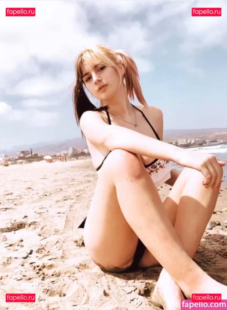 _carlaperezz / kyriax Onlyfans Photo Gallery 