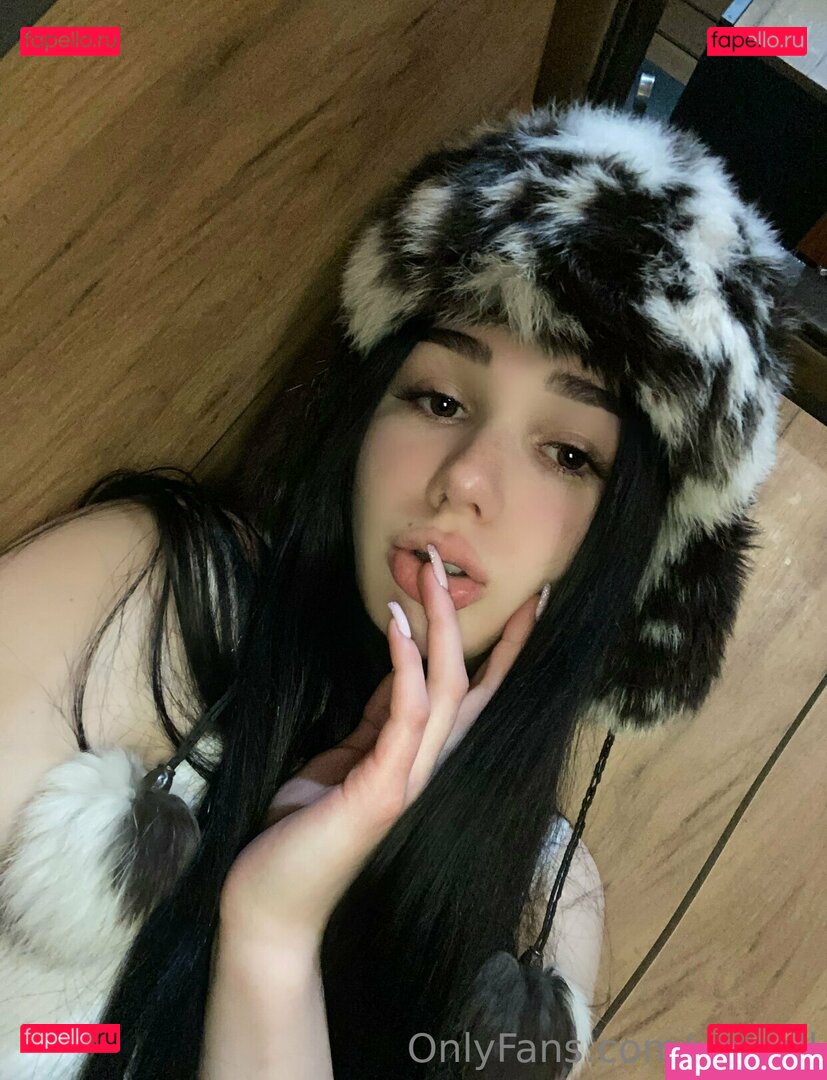 __bellaella / vixeellonly Onlyfans Photo Gallery 