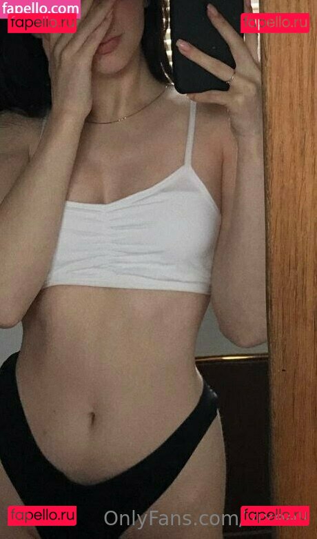 __bellaella / vixeellonly Onlyfans Photo Gallery 