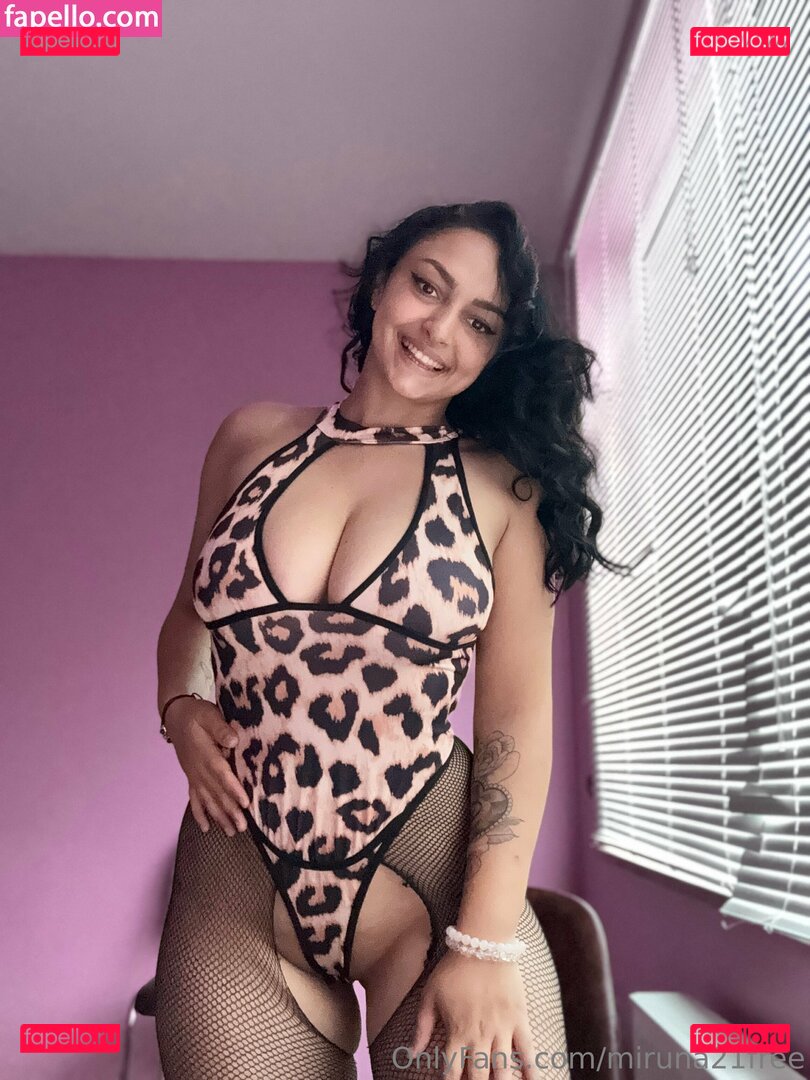 miruna.jade.free Onlyfans Photo Gallery 