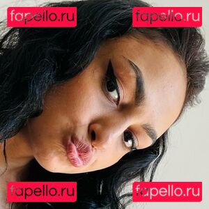 miruna.jade.free Onlyfans Photo Gallery 