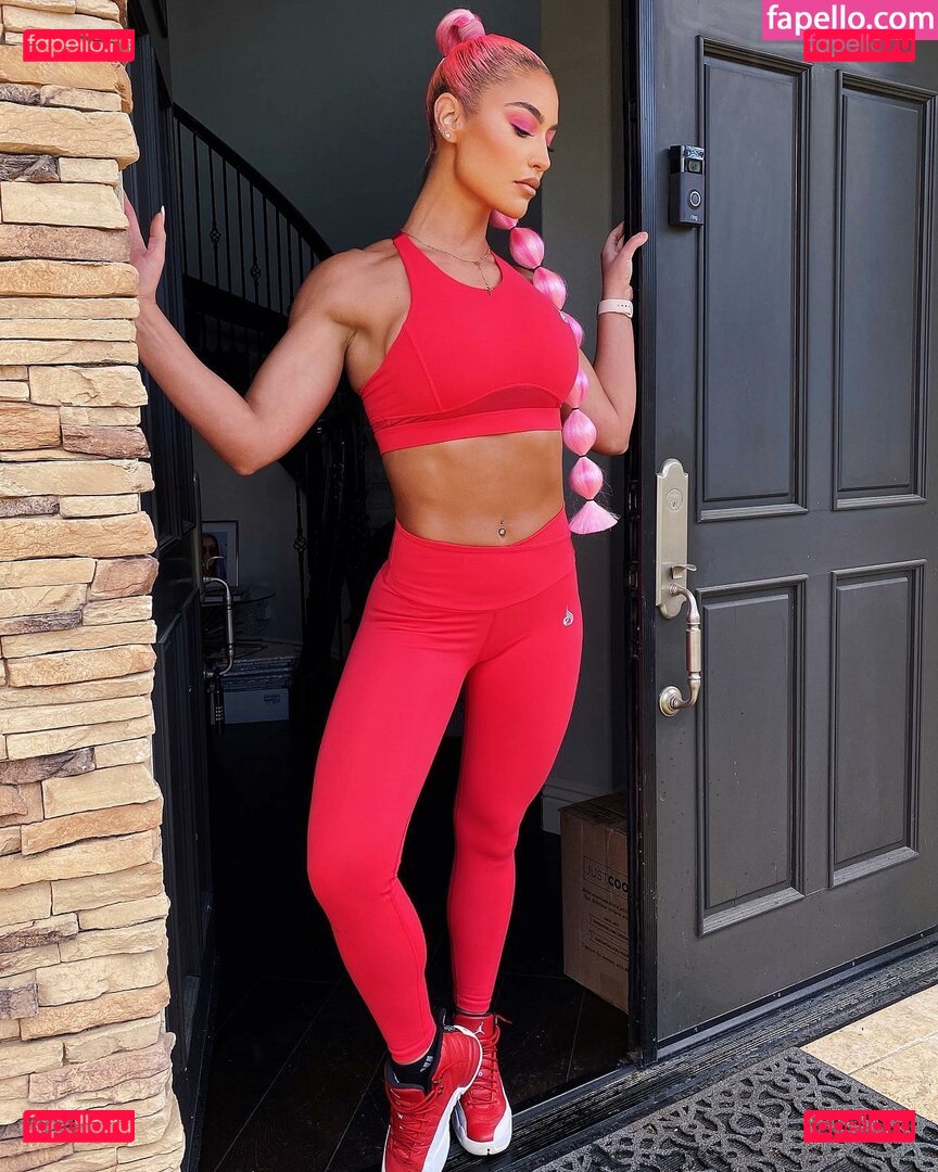 Natalie Eva Marie / natalieevamarie Onlyfans Photo Gallery 