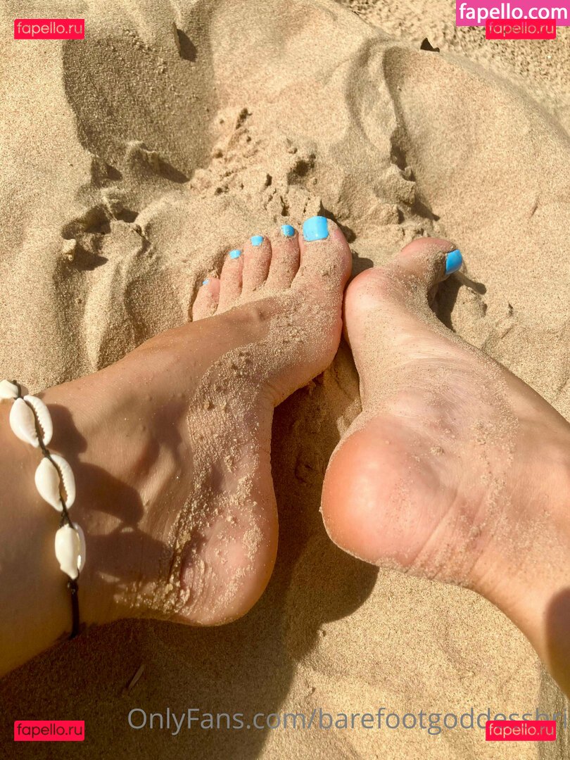 barefootgoddessbri / barefootgoddesss Onlyfans Photo Gallery 