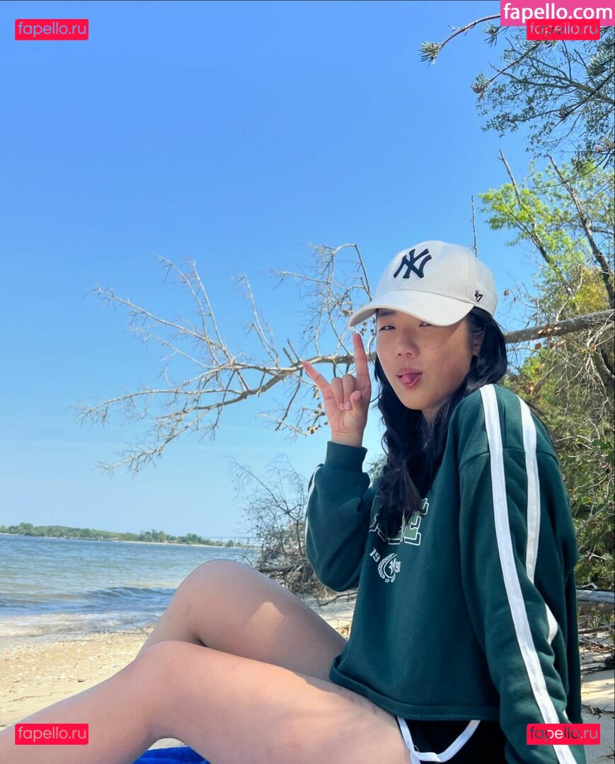 jinyasmr / jinywaa Onlyfans Photo Gallery 