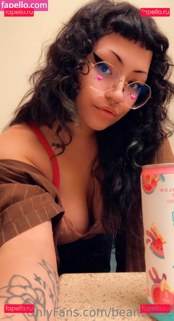 beantastic Onlyfans Photo Gallery 