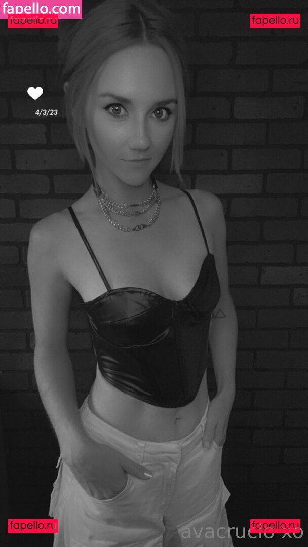 alyatomicfree / andietimesthree Onlyfans Photo Gallery 