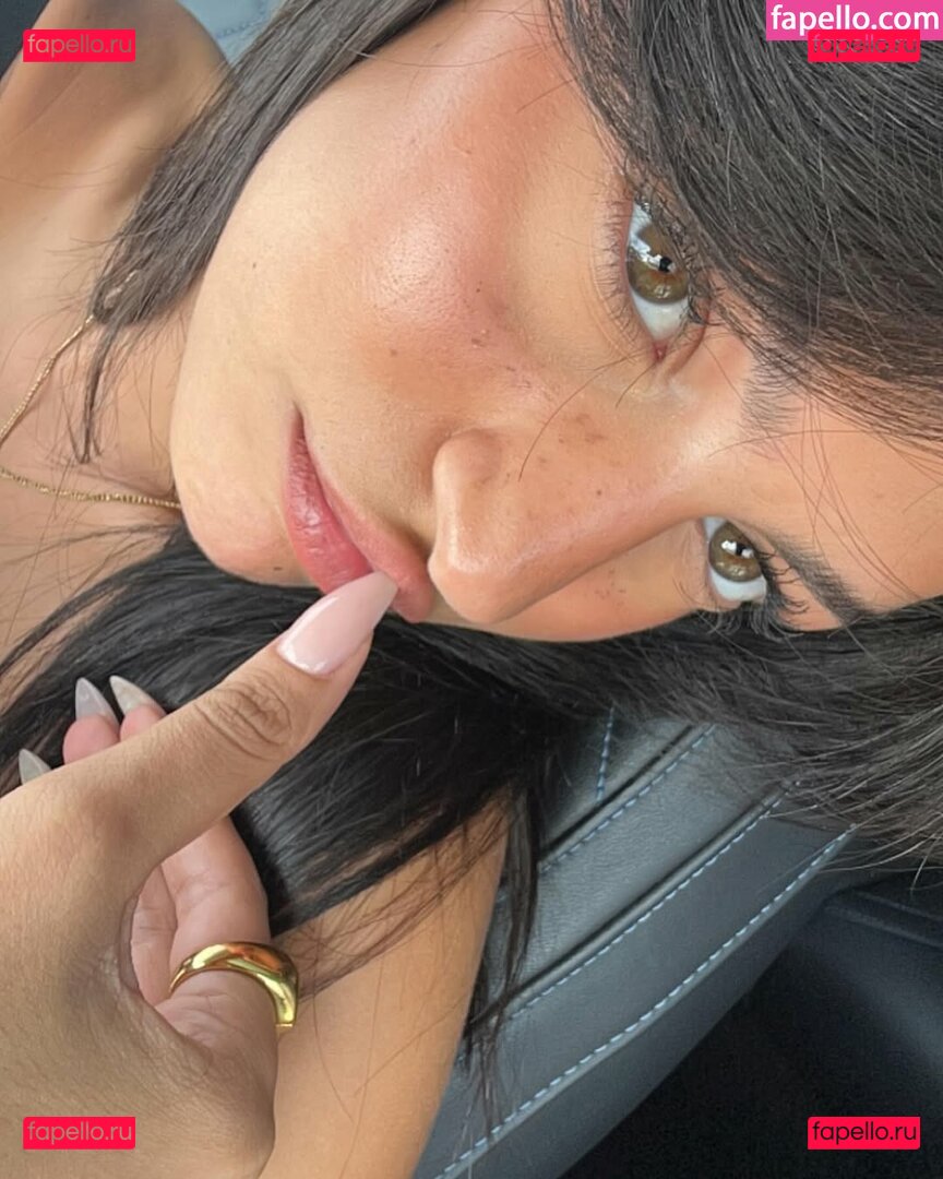 https: / liyamizrahii Onlyfans Photo Gallery 