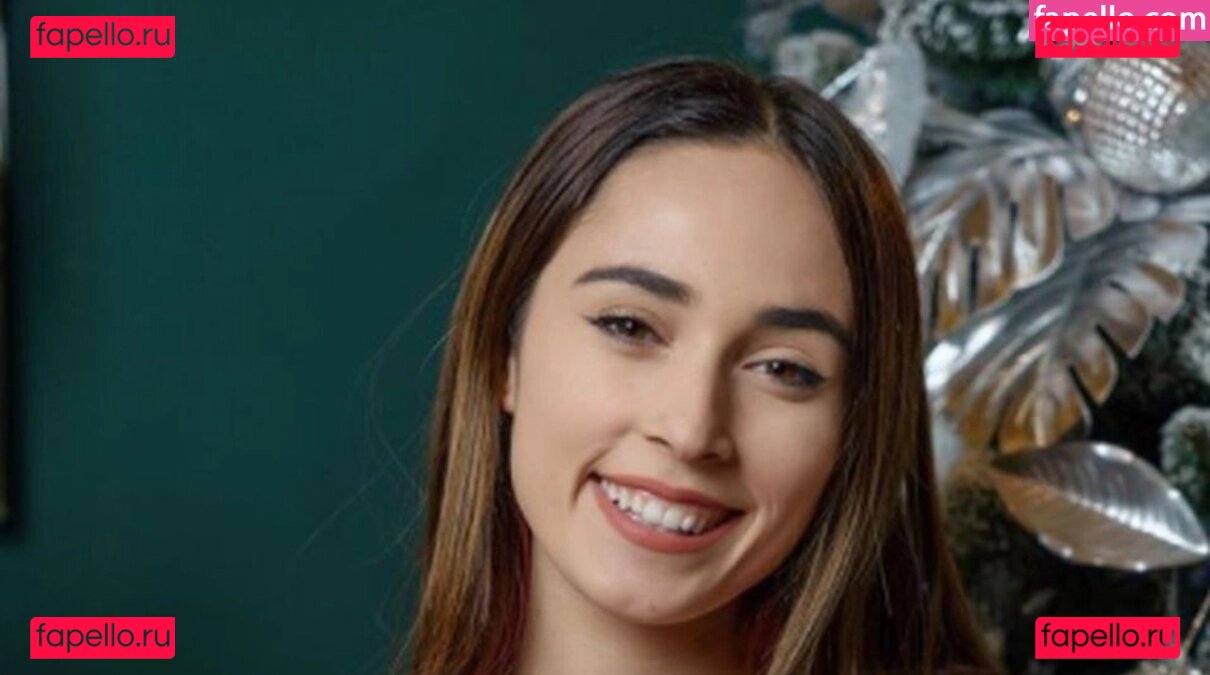 Andra Gogan Onlyfans Photo Gallery 