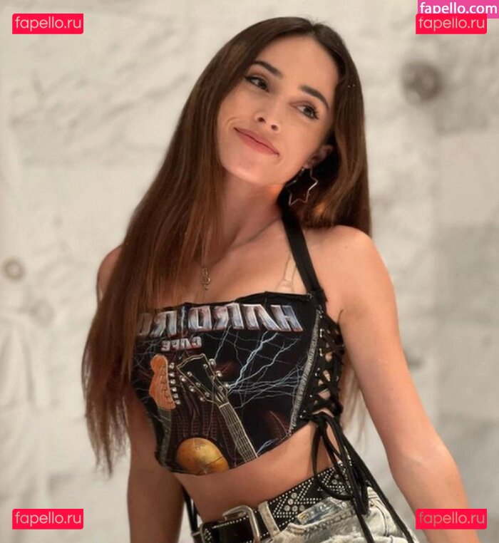 Andra Gogan Onlyfans Photo Gallery 