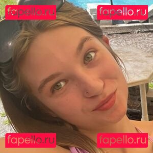 bxbyychloe03 Onlyfans Photo Gallery 