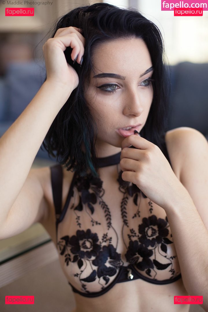 Beke Jacoba / bekejacoba / https: / itsbekejacoba Onlyfans Photo Gallery 