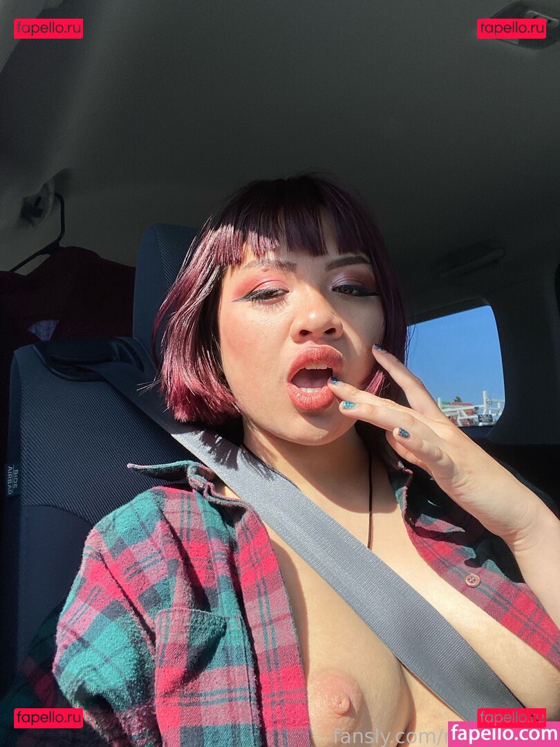 miaxthorne Onlyfans Photo Gallery 