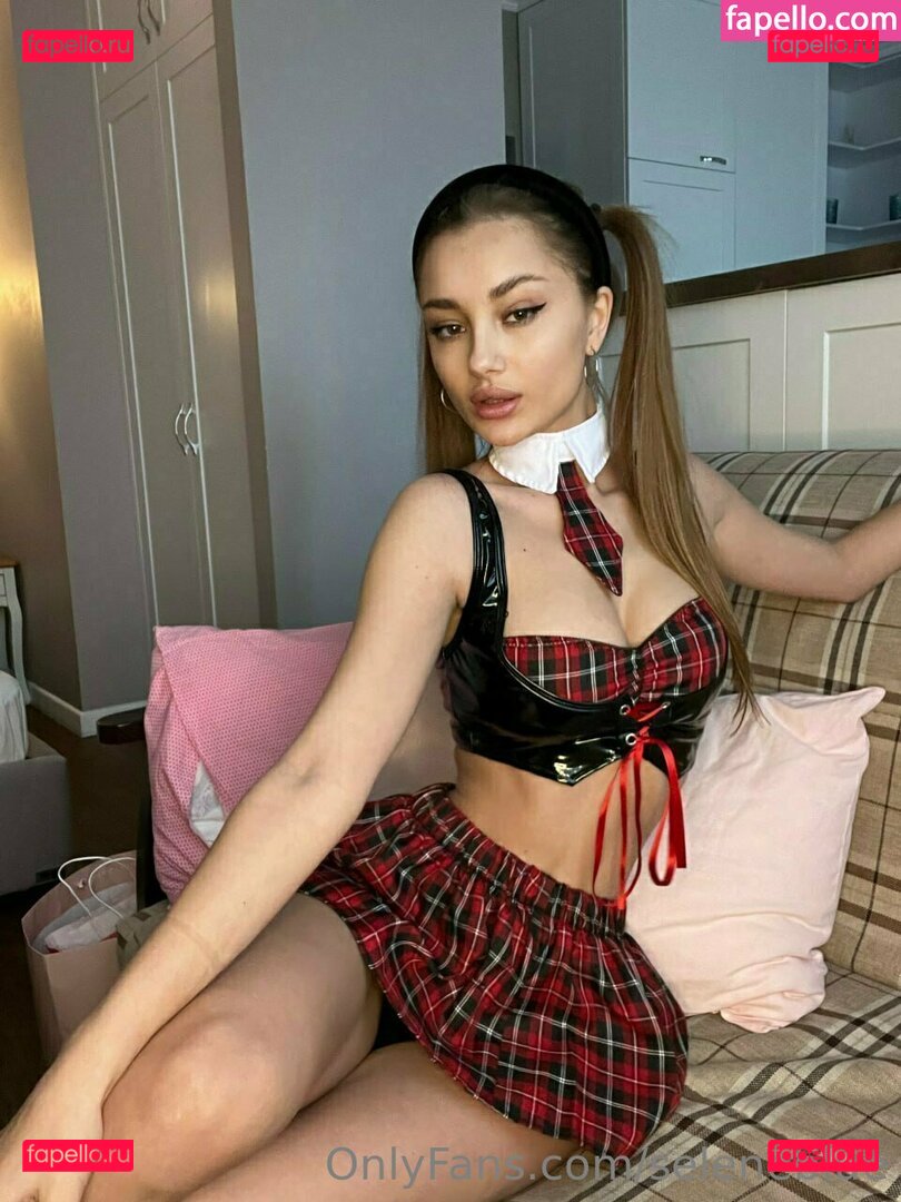 seleneblue / seleneblue_ Onlyfans Photo Gallery 