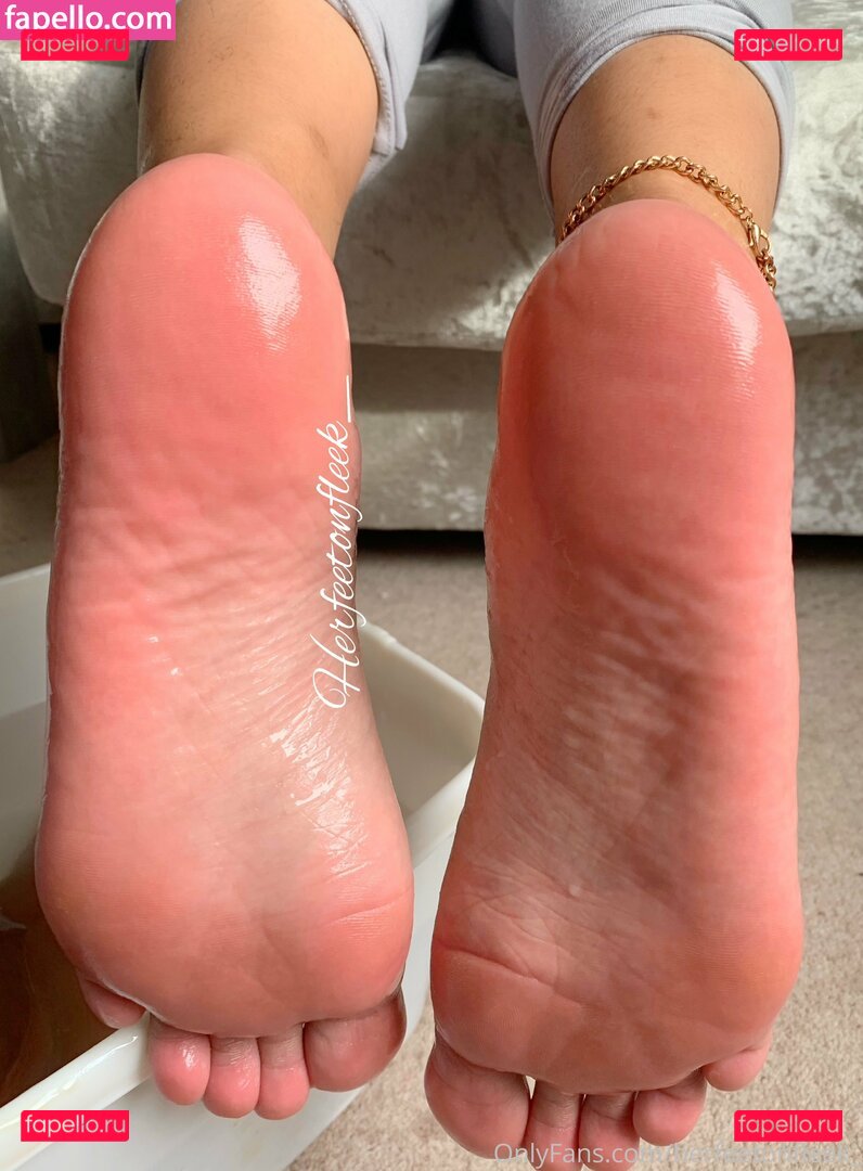 herfeetonfleek / herfeetonfleek_ Onlyfans Photo Gallery 