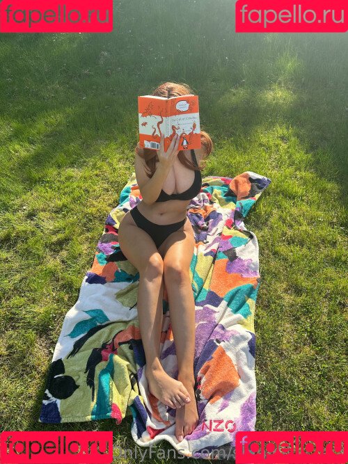 Shinylikeclara / https: / imclaramelons Onlyfans Photo Gallery 