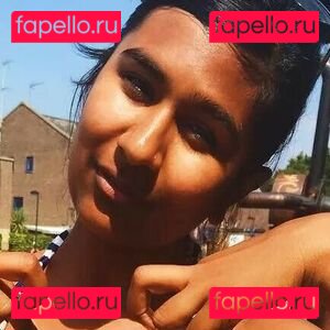 Ash Sarkar / ayocaesar Onlyfans Photo Gallery 