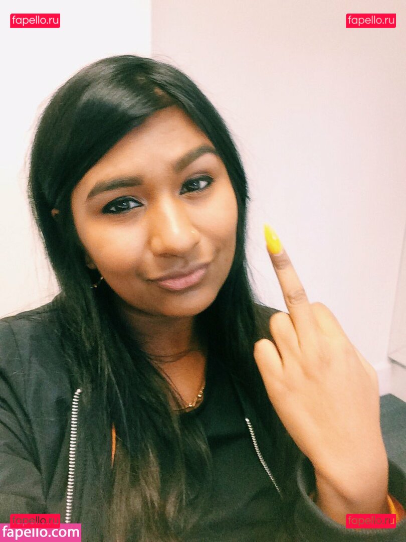 Ash Sarkar / ayocaesar Onlyfans Photo Gallery 