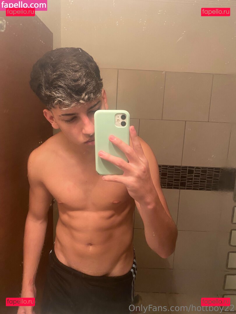 hotboywes_1017 / hottboy22 Onlyfans Photo Gallery 
