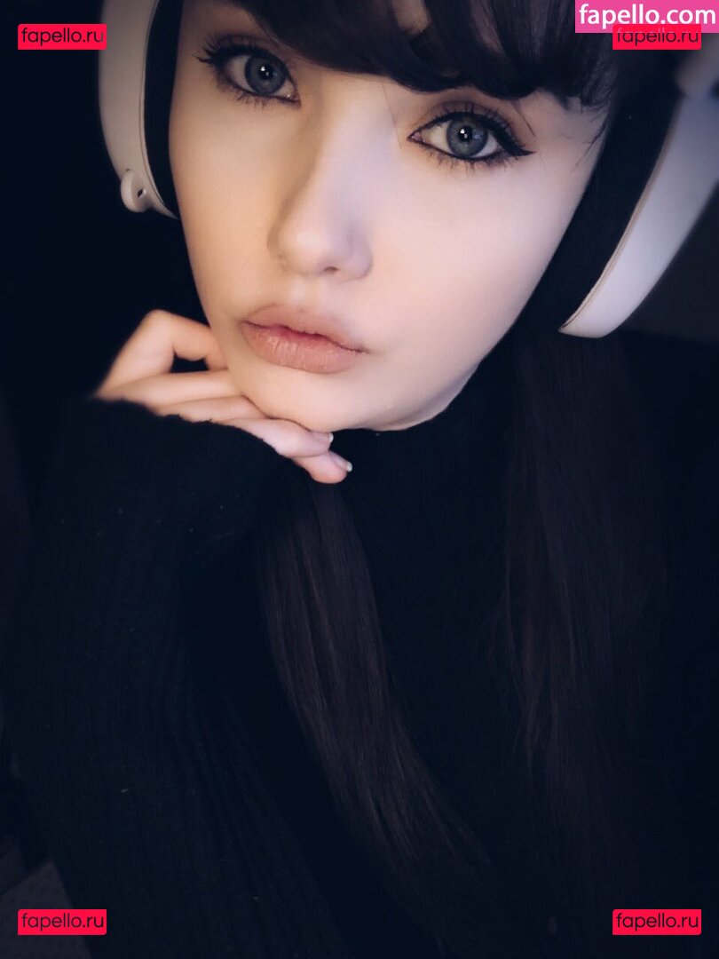 NERINES00 / Pixievalkyrie / Valkyrieaurora / vixxenvalkyrie Onlyfans Photo Gallery 