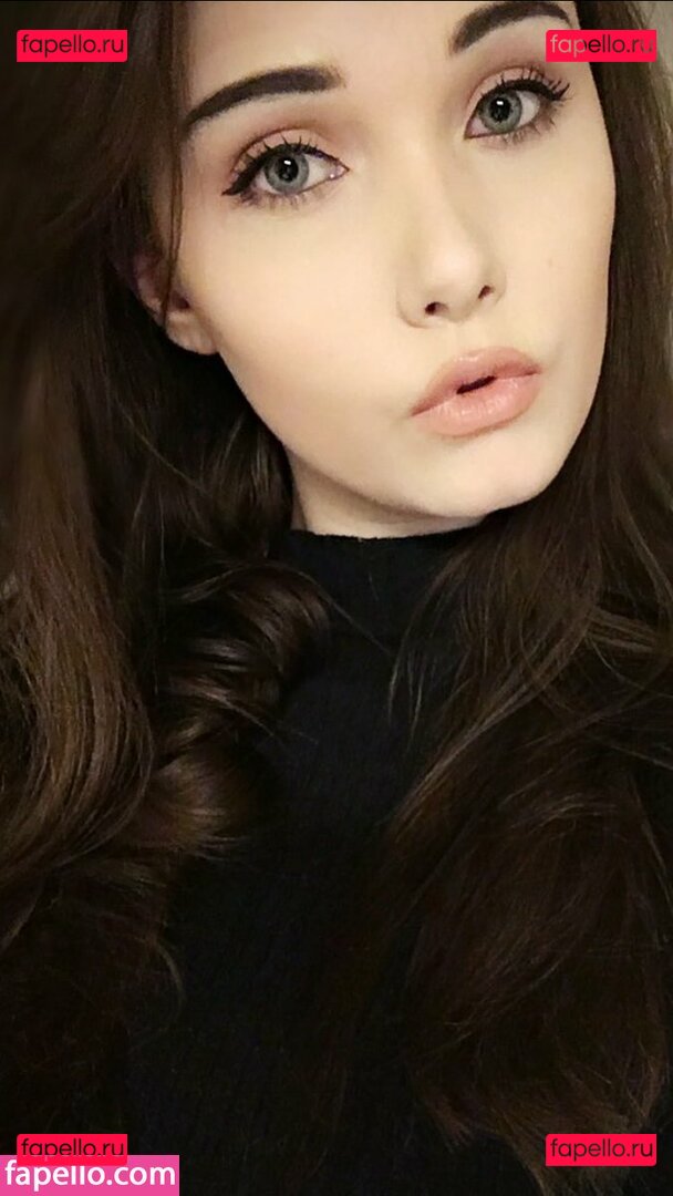 NERINES00 / Pixievalkyrie / Valkyrieaurora / vixxenvalkyrie Onlyfans Photo Gallery 