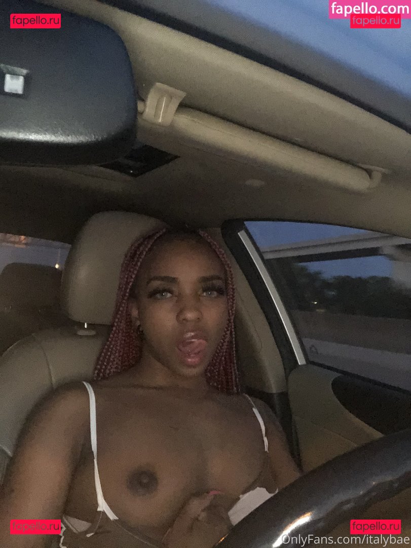 AsapDewie / Italybae Onlyfans Photo Gallery 