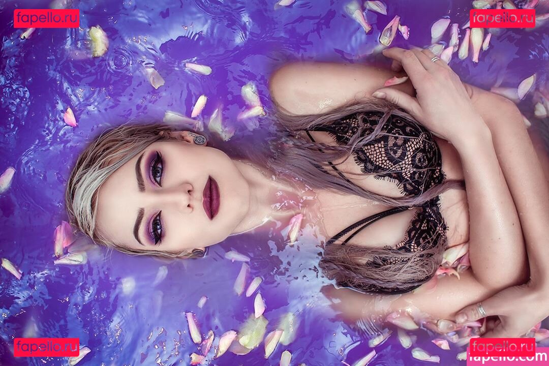 Farbenfuchs / Leslie / farbenfuchs_ Onlyfans Photo Gallery 