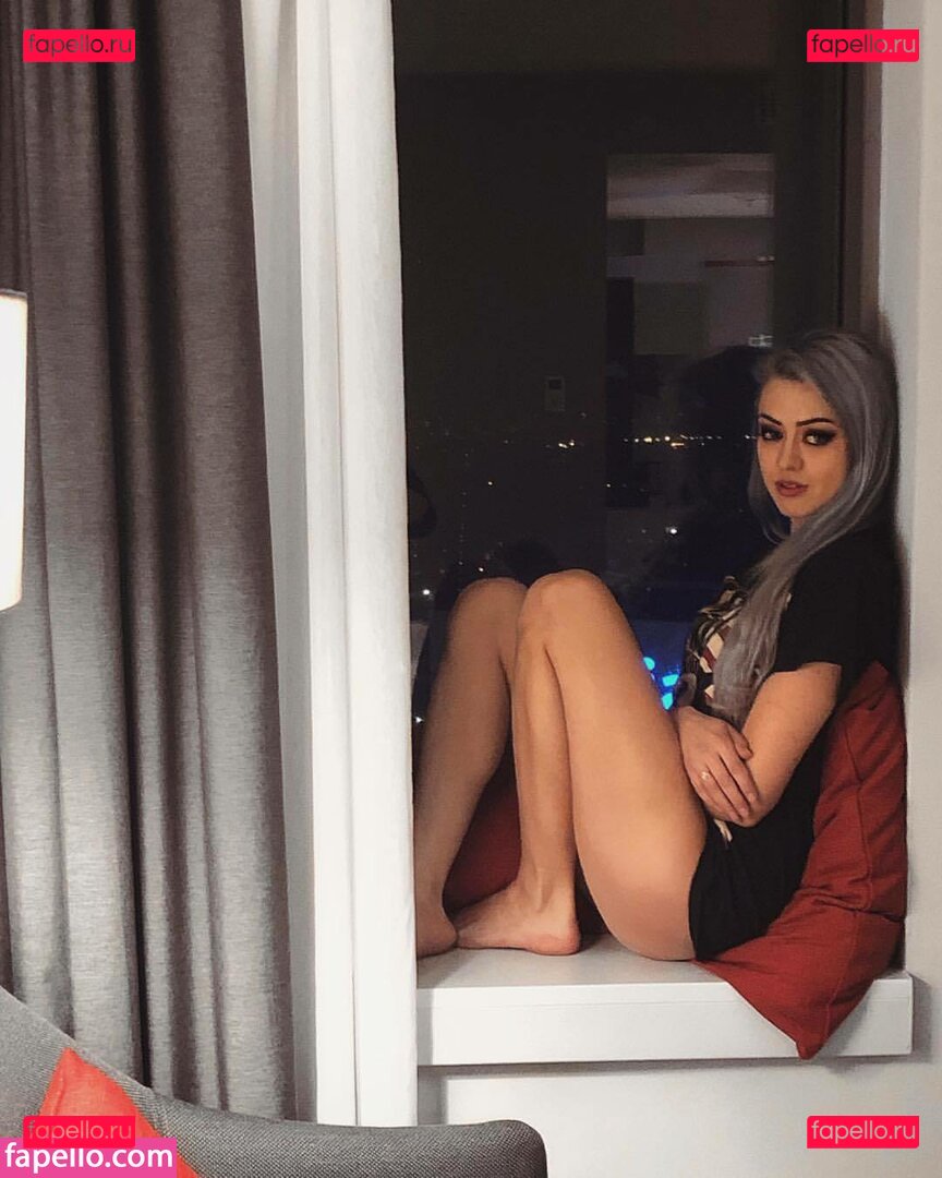 Farbenfuchs / Leslie / farbenfuchs_ Onlyfans Photo Gallery 