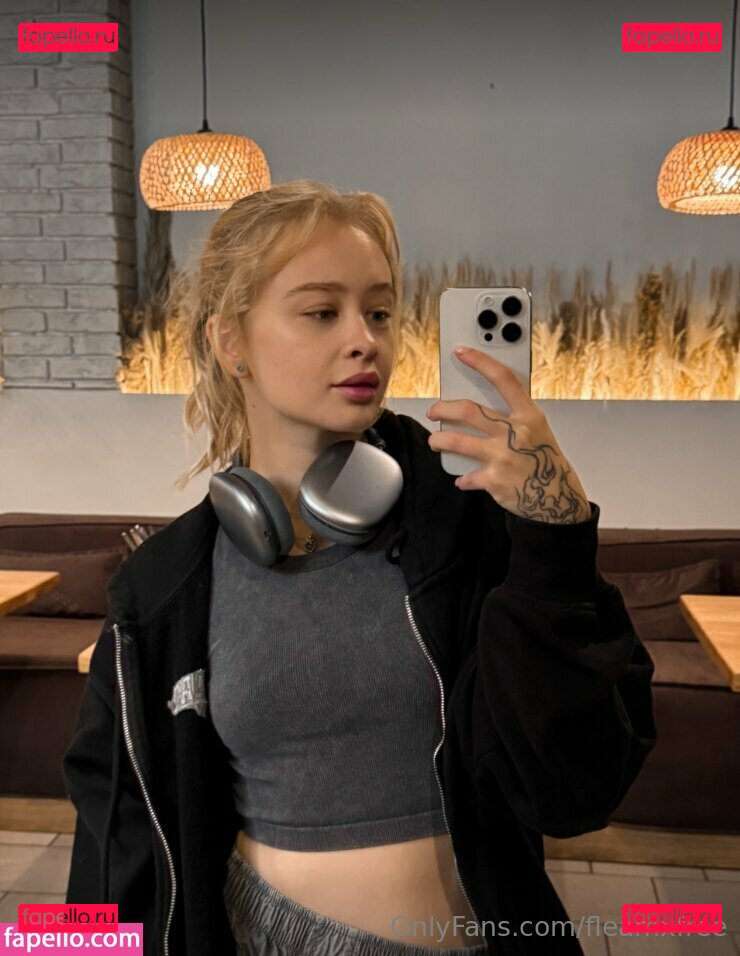 fleamx.babe / fleamxfree Onlyfans Photo Gallery 