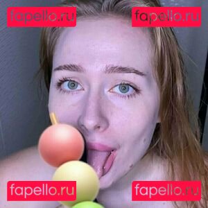 Emily Star / emily_star / emily_star_model Onlyfans Photo Gallery 