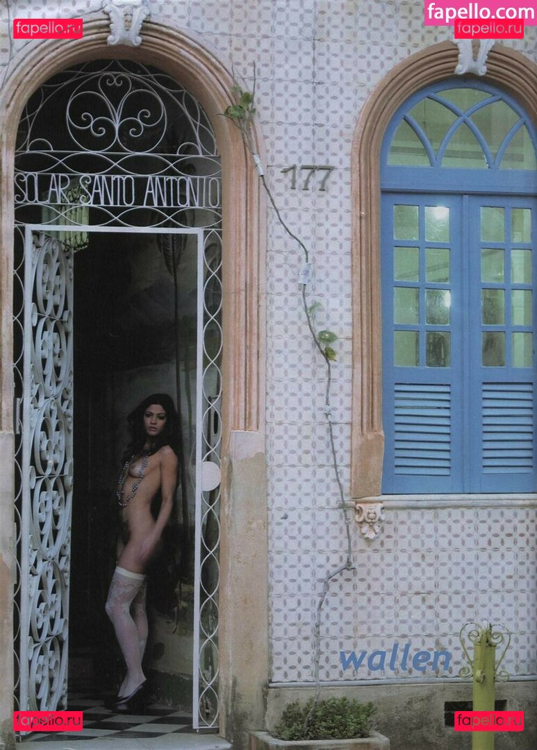 Carol Castro / caroldecastr / castrocarol Onlyfans Photo Gallery 