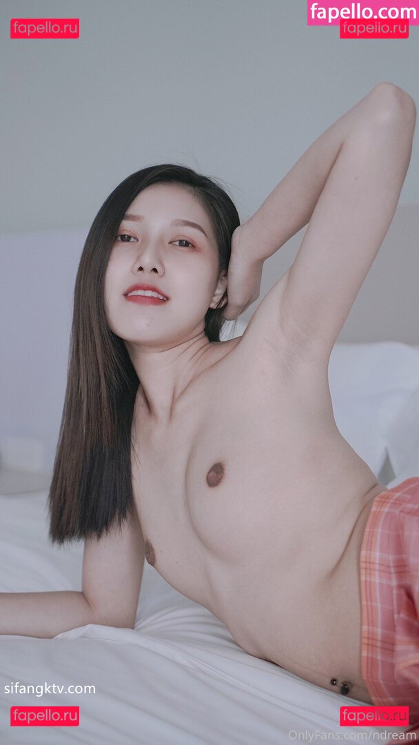 ndream / tthuonggg Onlyfans Photo Gallery 