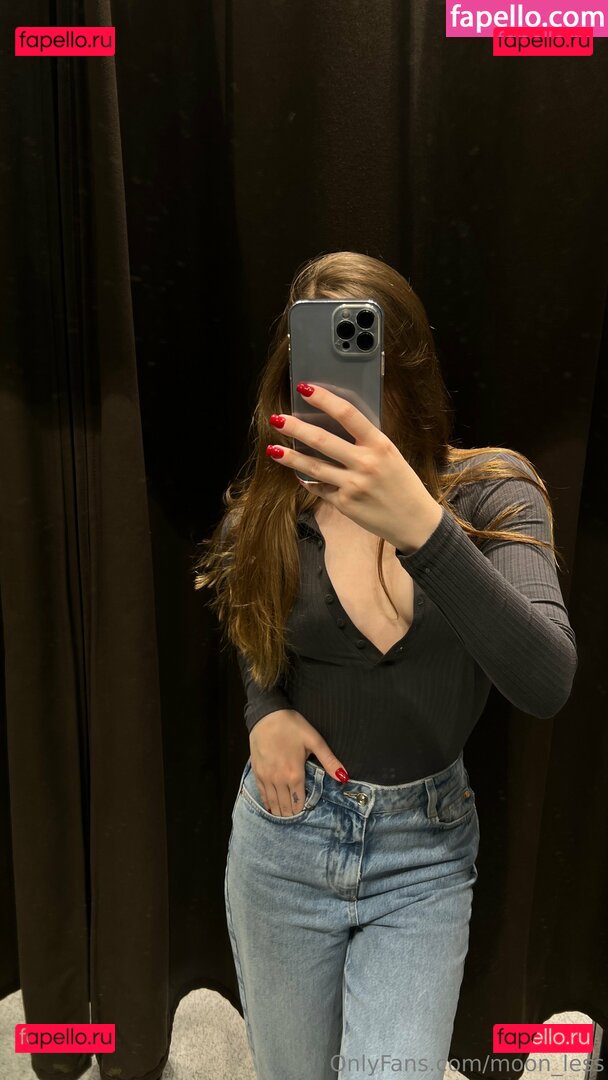 Kleo / moon_less / moonless_sa Onlyfans Photo Gallery 