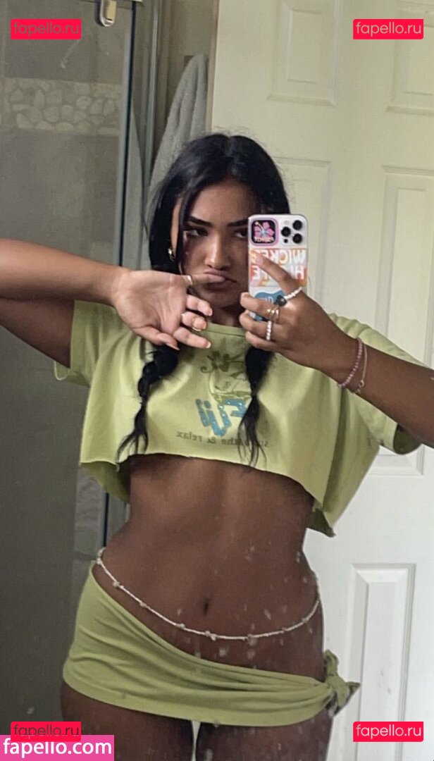 Siennamae Onlyfans Photo Gallery 