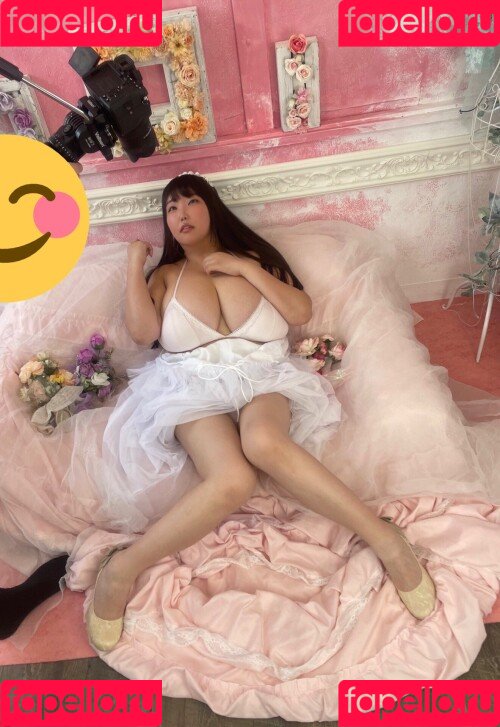 Momose Momo Onlyfans Photo Gallery 