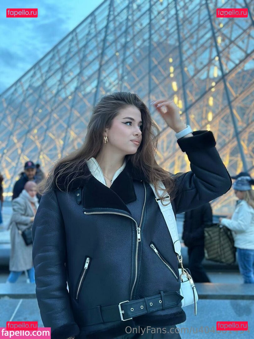 your_baby_model Onlyfans Photo Gallery 