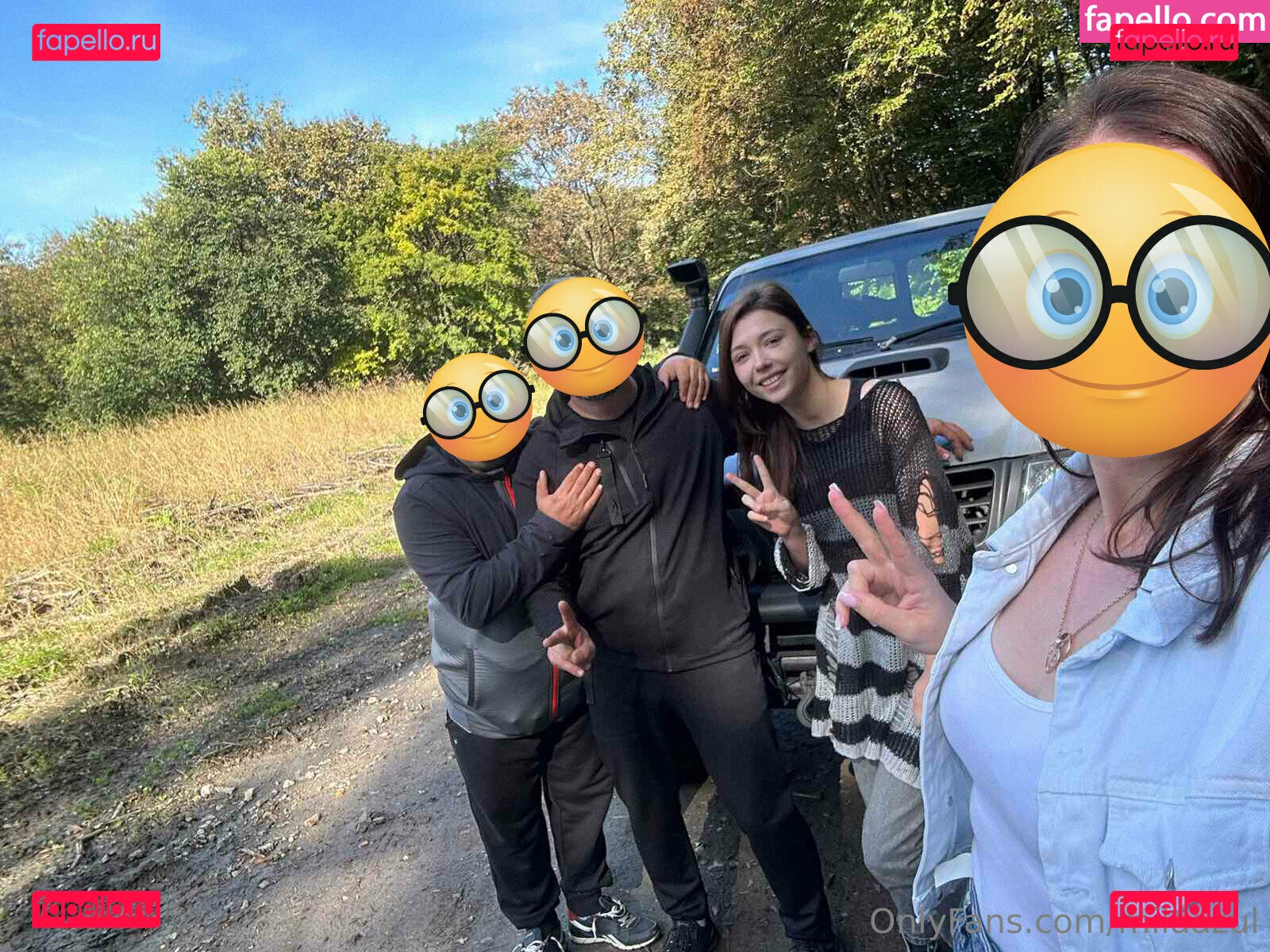 milaazul / victorialocalrebel Onlyfans Photo Gallery 