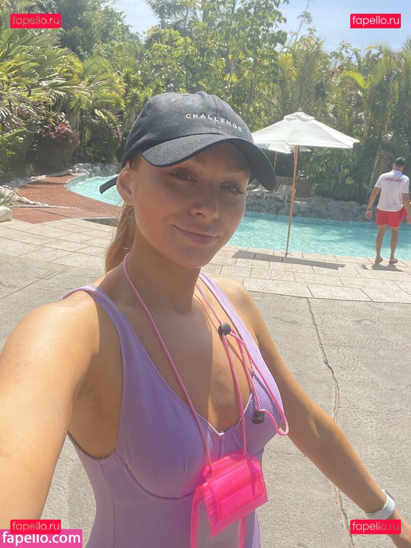 Elz The Witch / elzthewitch Onlyfans Photo Gallery 