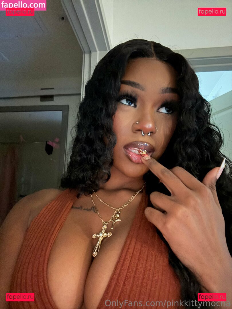 pinkittymm / pinkkittymocha Onlyfans Photo Gallery 