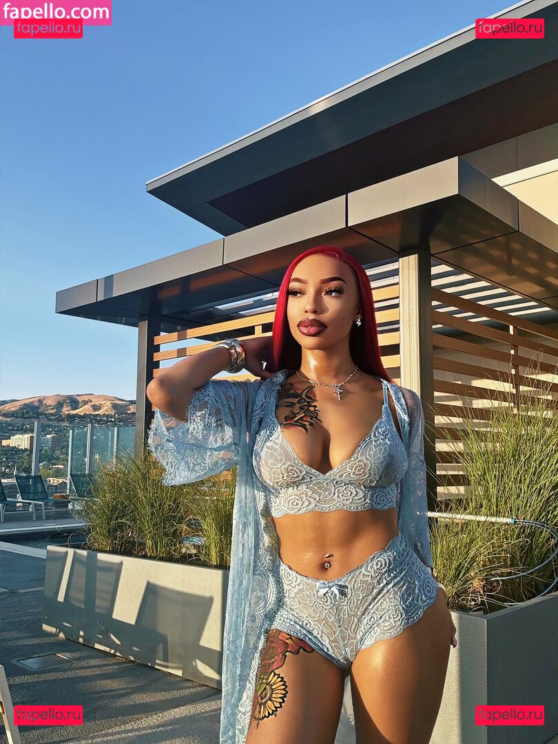 mermaidpussie Onlyfans Photo Gallery 