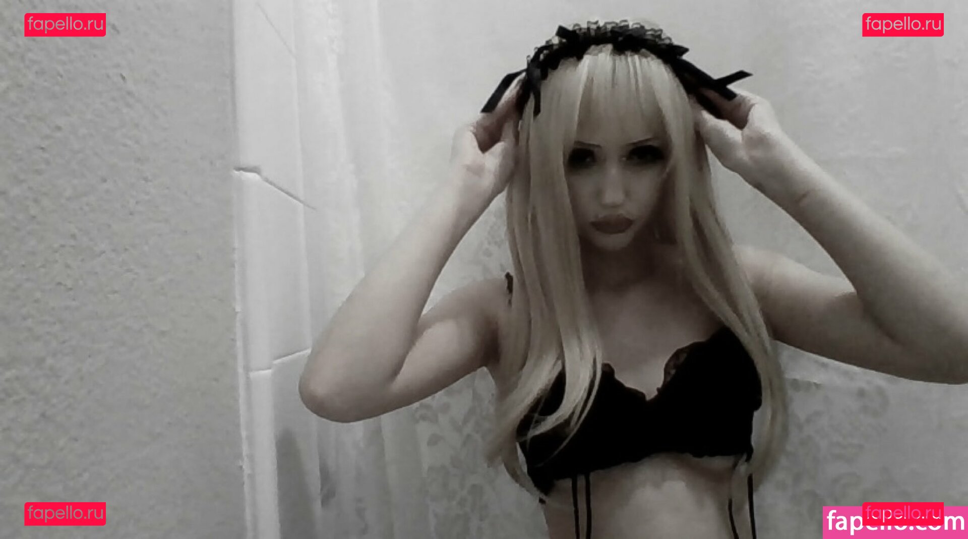 urstitched / veildose / vmvideo Onlyfans Photo Gallery 