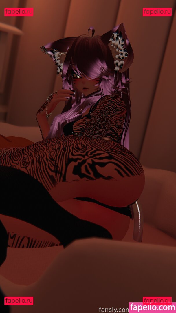 TheeMeguwu Onlyfans Photo Gallery 