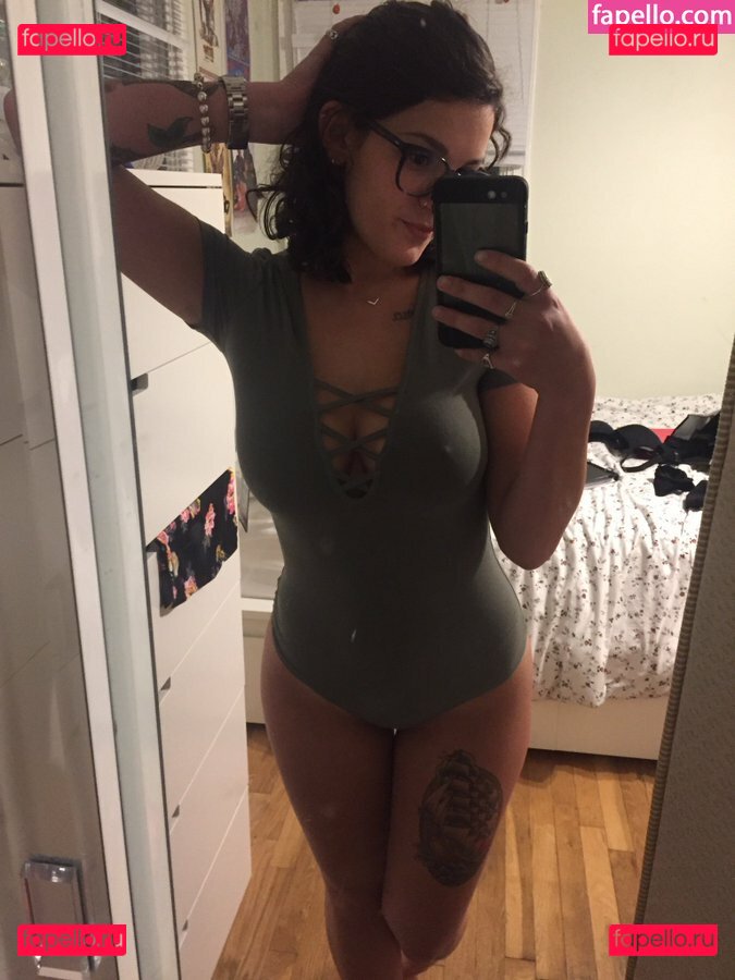 emmmy / emmmybaby / emmykgk00 / https: Onlyfans Photo Gallery 