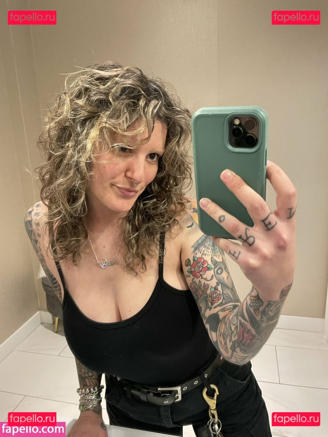 emmmy / emmmybaby / emmykgk00 / https: Onlyfans Photo Gallery 