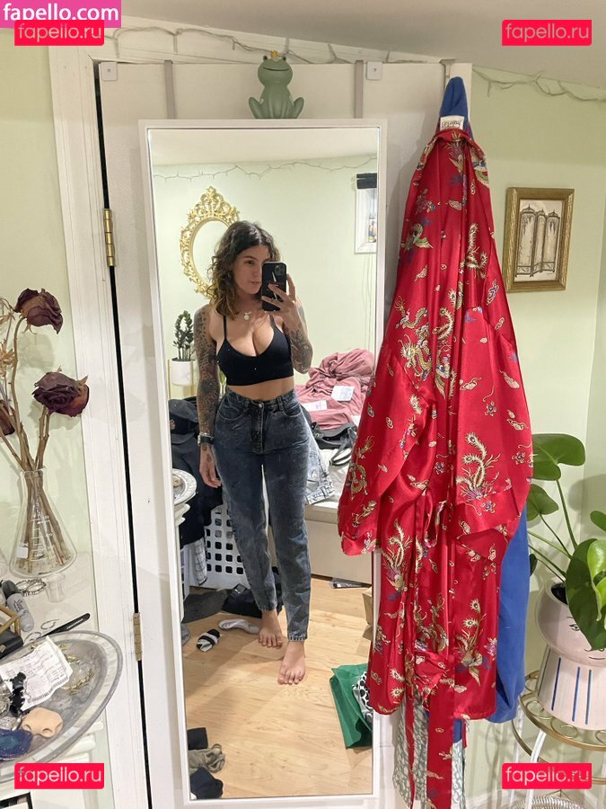 emmmy / emmmybaby / emmykgk00 / https: Onlyfans Photo Gallery 