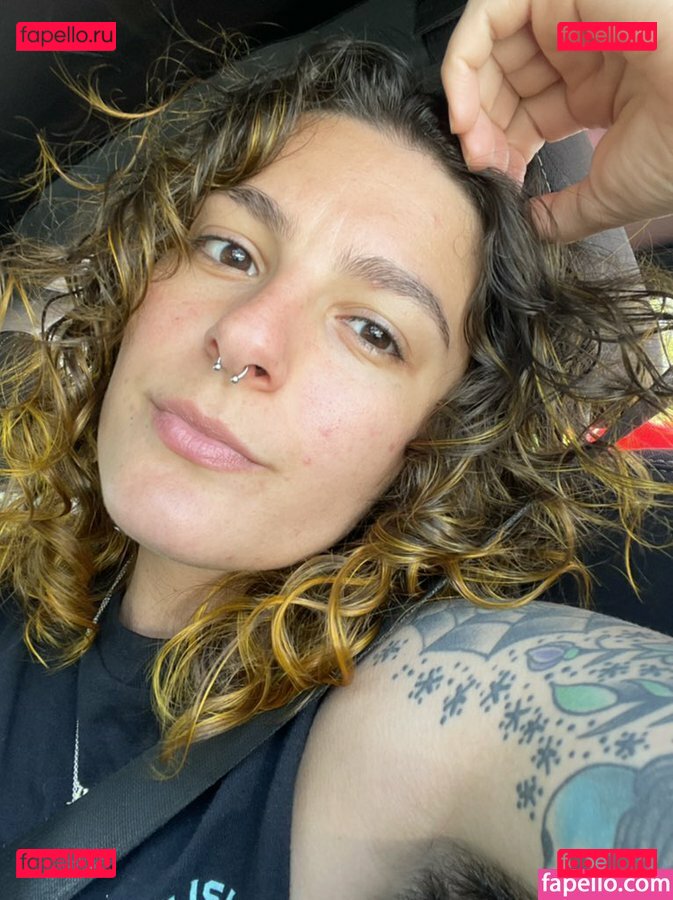 emmmy / emmmybaby / emmykgk00 / https: Onlyfans Photo Gallery 